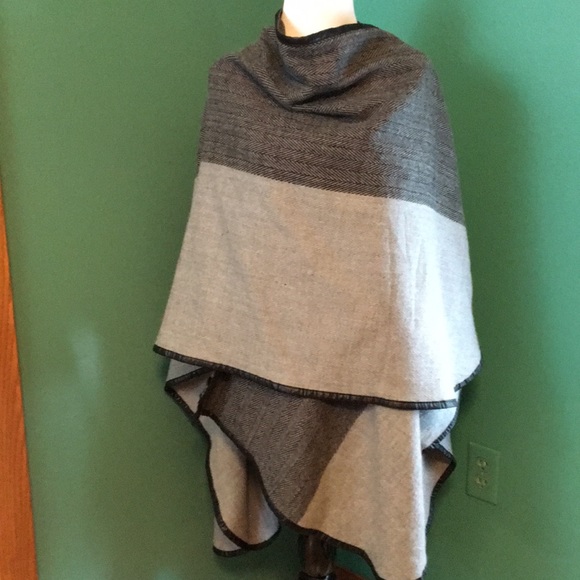 Jackets & Blazers - Charlie Paige poncho cape